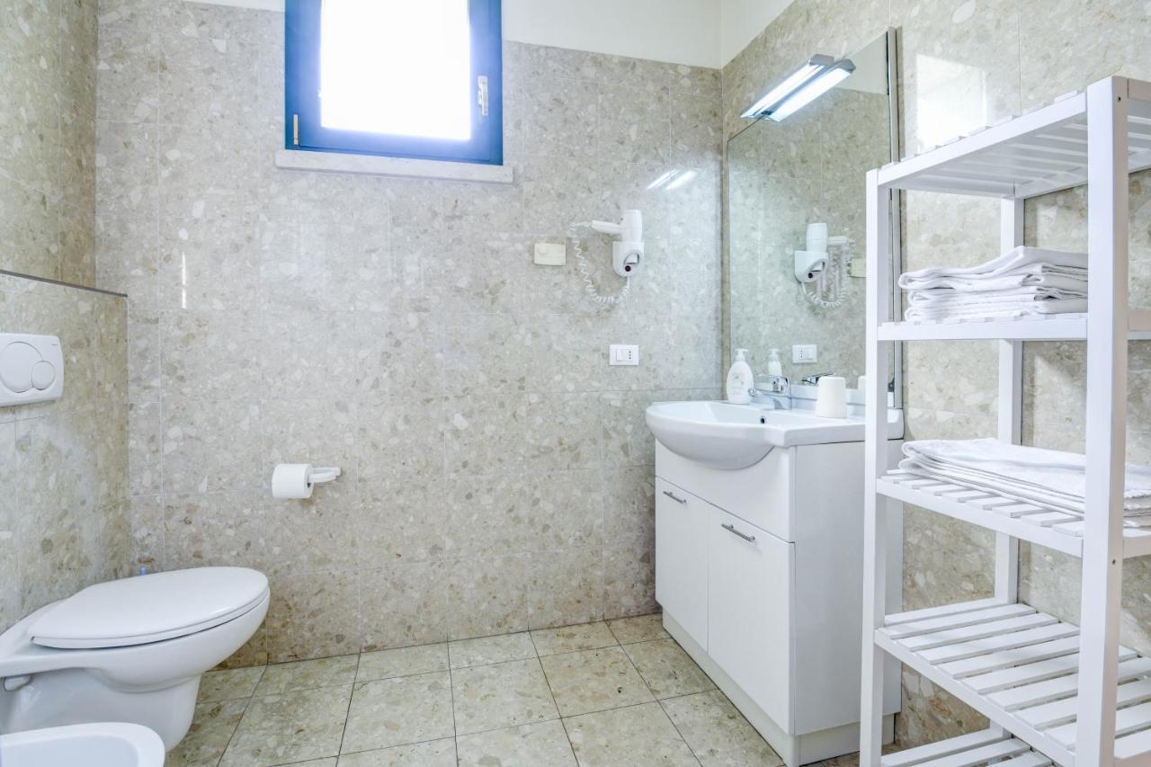פסקיארה דל גארדה La Forgia Apartments מראה חיצוני תמונה