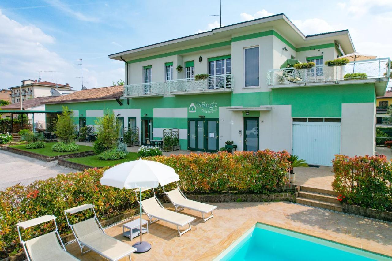 פסקיארה דל גארדה La Forgia Apartments מראה חיצוני תמונה